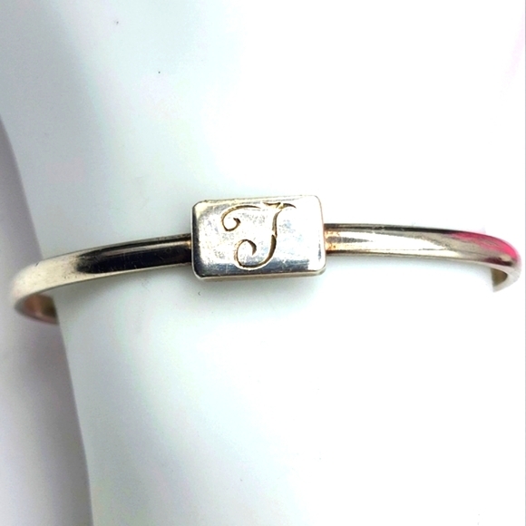 Stampd Jewelry - Vintage Sterling Silver 925 Marked J Initial Bracelet
